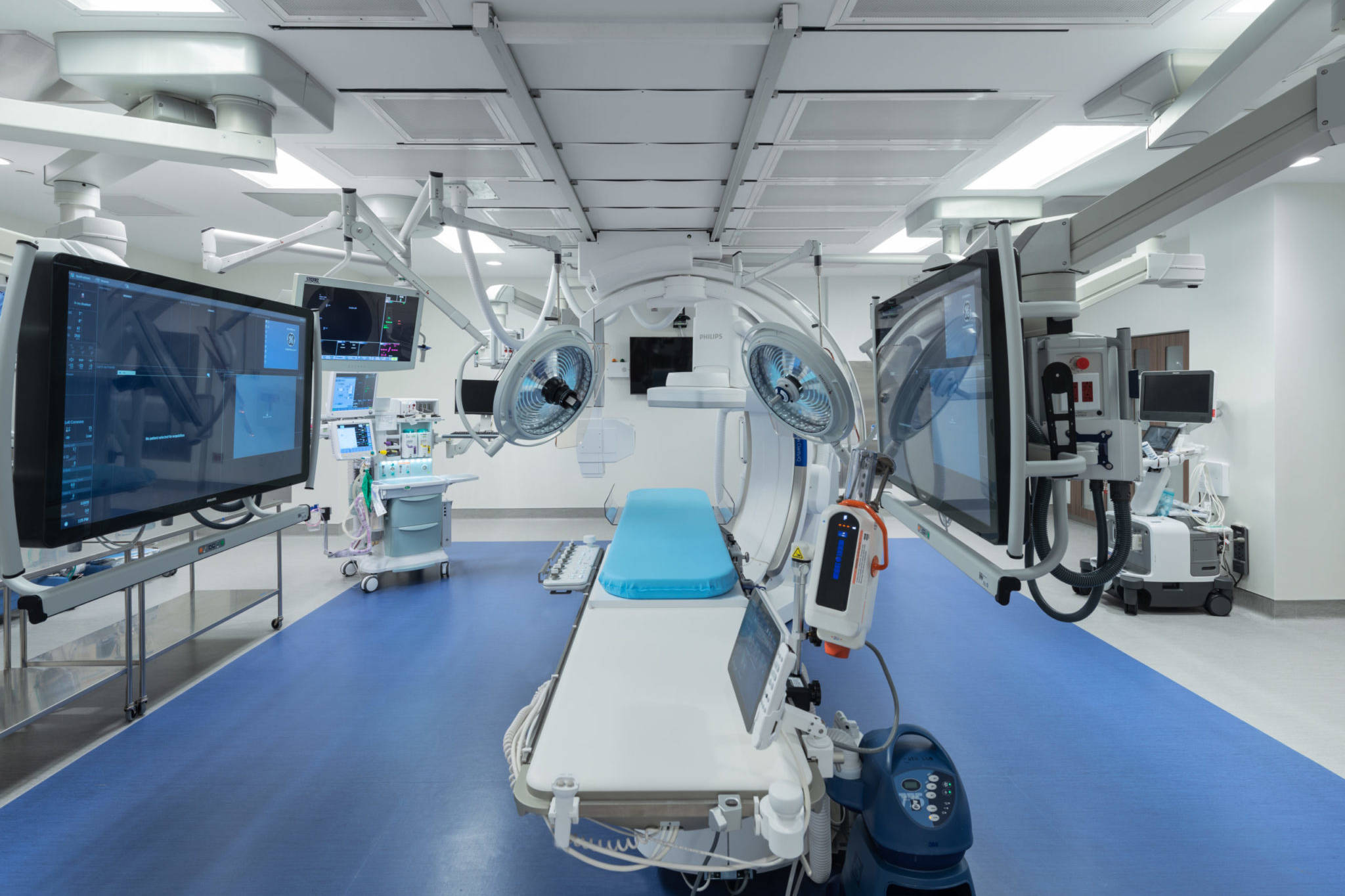 Emory University Hospital Midtown Hybrid Operating Room Frontal